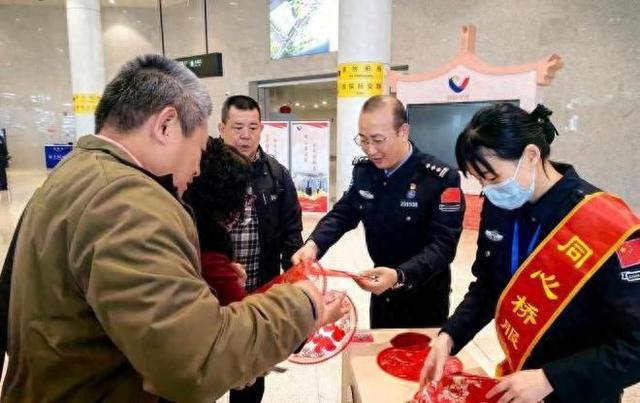 两岸海上客运直航迎节前客流高峰，已发送旅客5.3万余人次